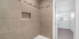 4317 Birdwood Street Gallery 17