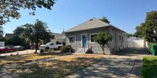 Available now! 2bed/1.25bath Close to Downtown Lodi Gallery 3