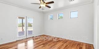 1933 W Tanya Trl Gallery 21