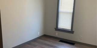 1004 Peach Fully Renovated 2 Bed 1 Bath Home Gallery 13