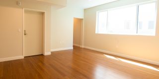 1452 S Bedford St Gallery 14