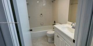 1200 SW 124th Ter Gallery 5