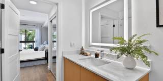 Manor Biscayne Gallery 15