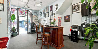 617 SOUTH Street Gallery 5