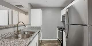 Equestrian Luxury Apartment Homes Gallery 26