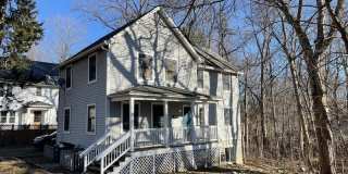 1316 West Huron Street Gallery 1