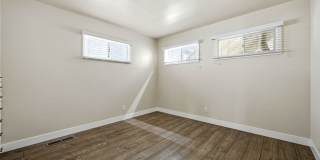 1117 West Bay Ave. Gallery 10