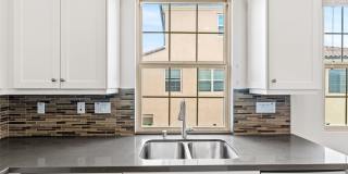 Your Next Home Awaits – Beautiful 3-Bedroom Irvine Townhome Gallery 19