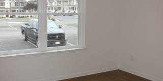 Pent House Suite for Rent Gallery 13