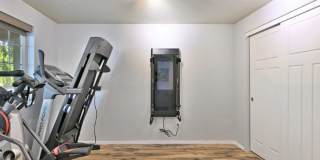 1548 Inverness Drive Gallery 4