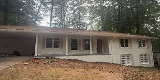 2397 Sunset Drive NE Gallery 1