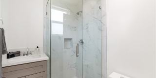 443 N Harvard Boulevard Gallery 17