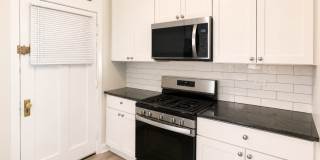 739 Hinman Gallery 3