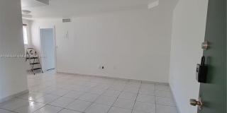 1975 NE 135th St Gallery 13