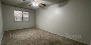 870 E Bergeson St Gallery 15