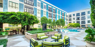 Lofts at Lakeview Gallery 25