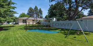 Spacious 4 Bedroom 2 Bath Duplex Unit in Hayden Gallery 24