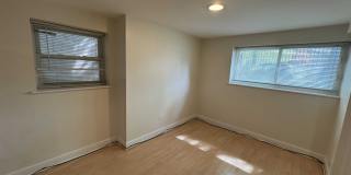 4950 North Christiana Avenue - Garden Gallery 10