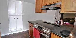 Great 2 Bedroom 1 Bath Gallery 6