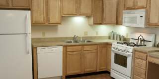 Senior Housing - Hawthorn Village Gallery 10