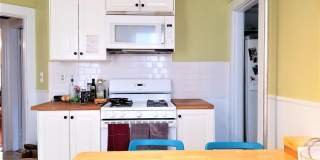 Spacious 3BR Near Coolidge Corner | 1,300 SF | Laundry On-Site | Cats OK | 9/1 Gallery 11