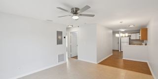 106 W Minneola St Gallery 8