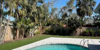 Luxury Annual Rental with Resort-Style Pool on Longboat Key Gallery 39