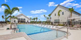 The Cottages Tradition Gallery 11