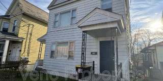 25 William St. Gallery 1