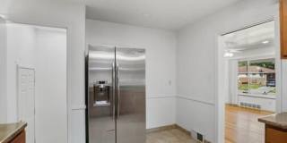 24281 Condon Street Gallery 8