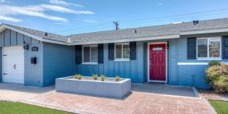 8031 E Oak Street Gallery 3