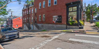 3401 Butler St Gallery 23