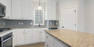 4 Bedroom in Lexington Park Gallery 1