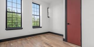 127 Thames Street Gallery 7