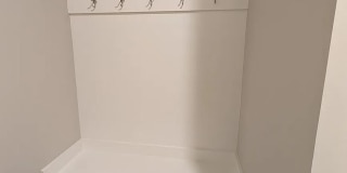 Room in 5 Bedroom Home at Reeves St Gallery 5