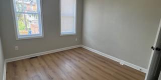 2216 Whittier Avenue - 1 Gallery 17