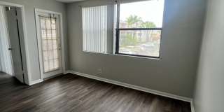 One Bedroom One Bathroom! WATERFRONT COMMUNITY! Gallery 7