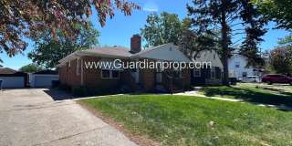 Crosstown Side By Side, Washer/Dryer In Unit, 1 Garage Space, Hardwood Floors, Dishwasher Gallery 13