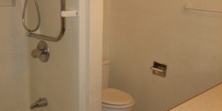 ~Centrally Located 3 Bedroom Home~ Gallery 10