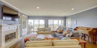 1051 Oceanfront Gallery 5