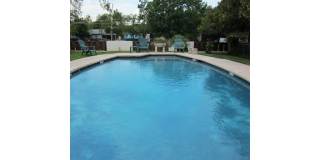 Updated Condo- 5601 Woodrow Gallery 19