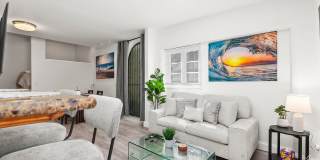 Charming comfy Studio in La Jolla Village! Gallery 6