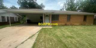 3 BD, 1 1/2 BA, in Jacksonville, Gallery 1