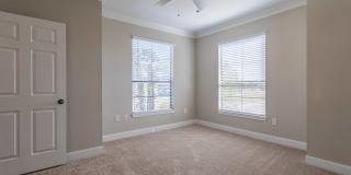 Jackson Hill Gallery 18