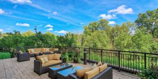 301 Riverwalk Place Gallery 22