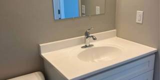 2 bed, 1.5 bath Townhouse Gallery 1