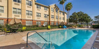 Tampa - Airport - N. Westshore Blvd. Gallery 21