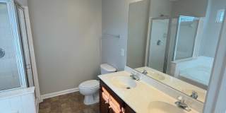 Charming 3BR Townhome in Sought-After Harrisburg Town Center Gallery 25