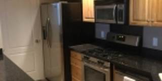 Great 2 bedroom condo on 2nd story! Gallery 5