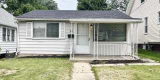811 E LAKE Avenue Gallery 1